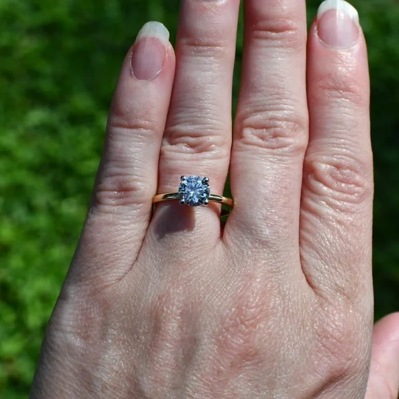 1.05 CT Lab Grown Round Solitaire in 14K Yellow Gold with White Prong Tips - Picture 8 of 8